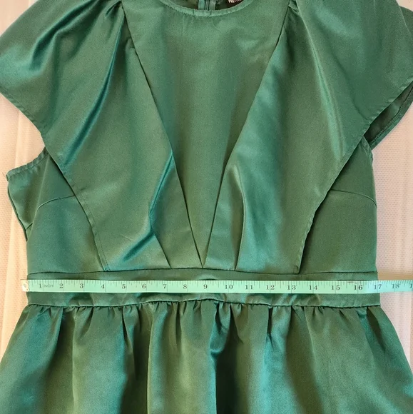 Emerald Green Sateen Dress - Picture 7 of 11